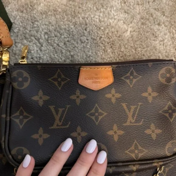 Louis Vuitton Multi Pochette Accessoires Iconic Multi Pochette Bag - Picture 7 of 10